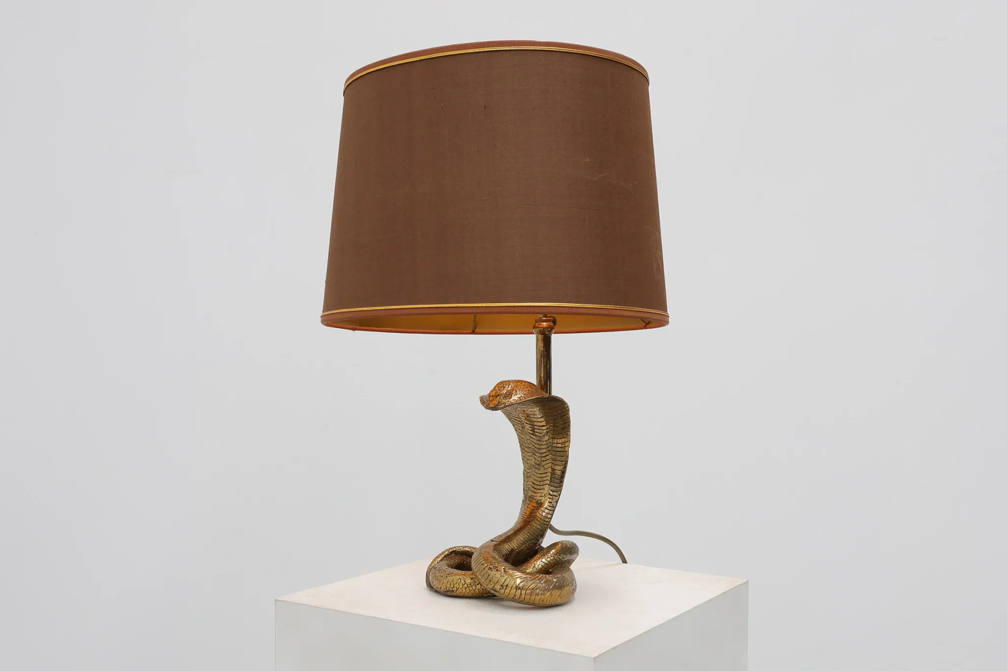 Hollywood Regency Brass Cobra Table Lamp with Brown Shade, France, 1970s