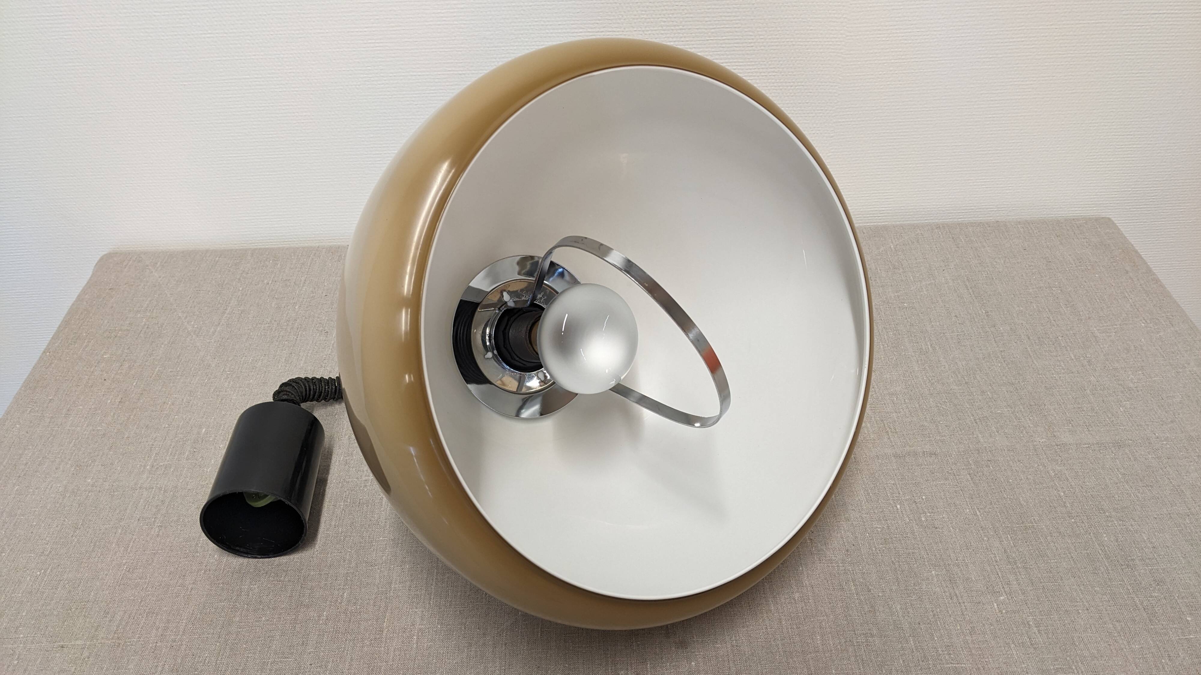 Adjustable suspension Space age dlg Harvey Guzzini, Italy circa 1970