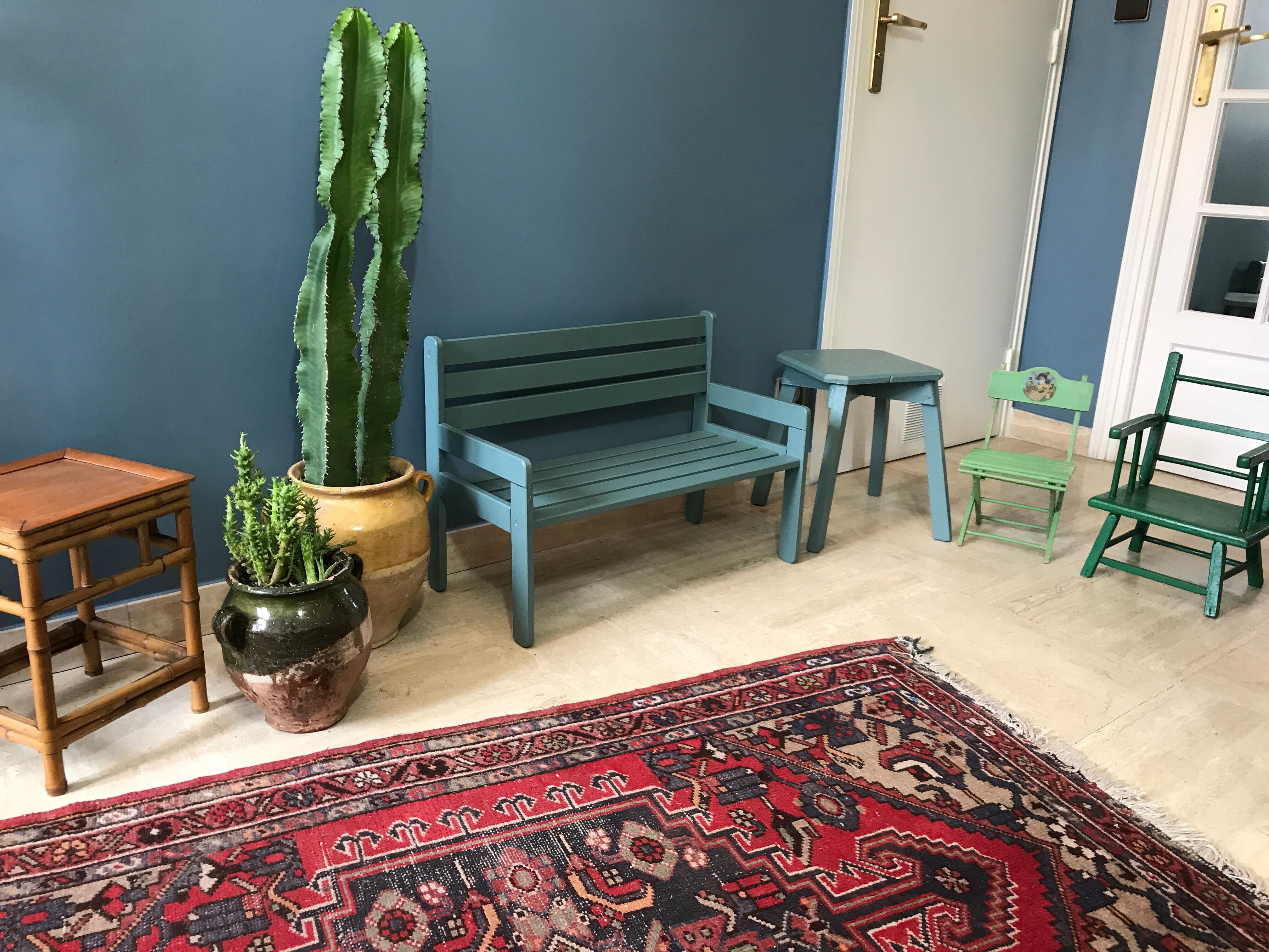 Slatted bench bluish green for children