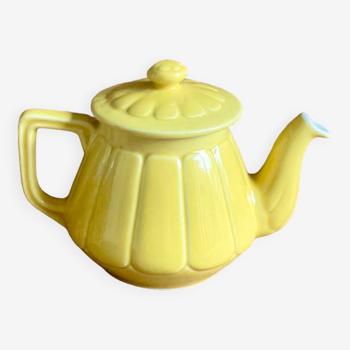 Vintage yellow teapot