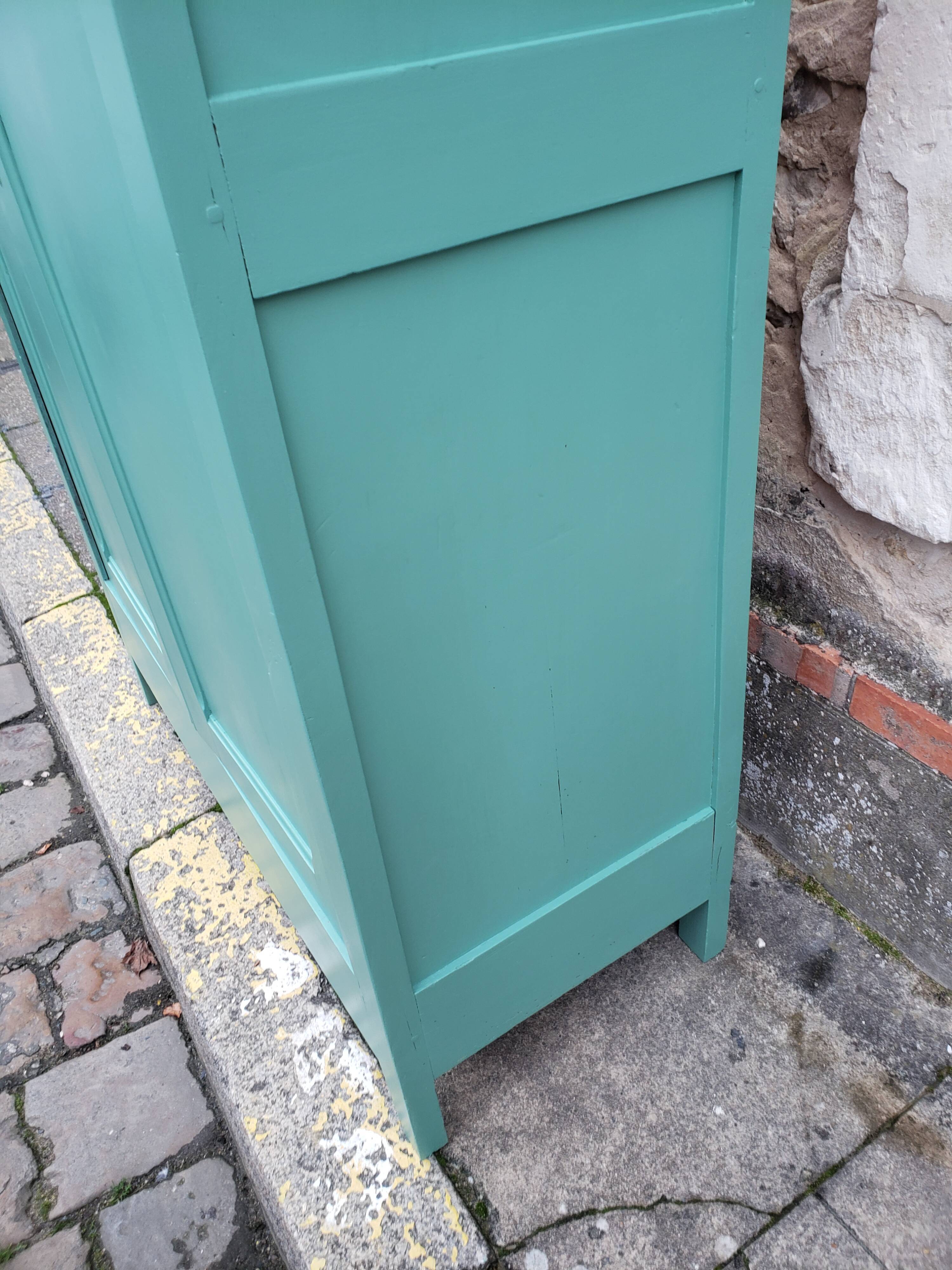 Parisian wardrobe patina green "favourites"