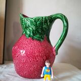 Strawberry model dabbling pitcher