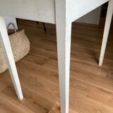 Farmhouse table