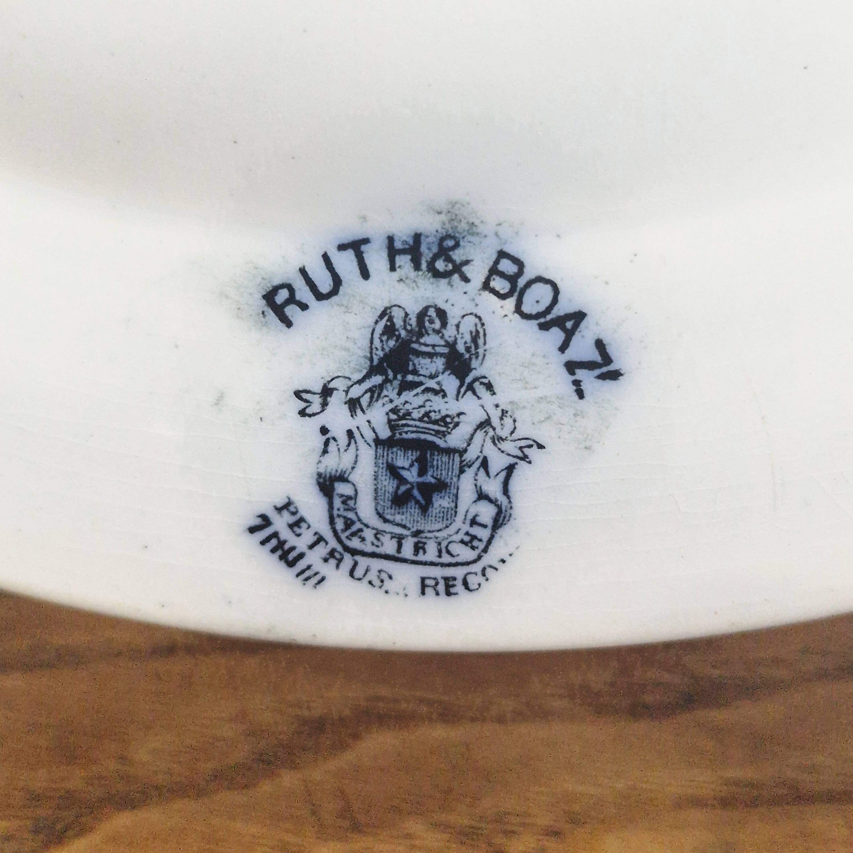 Ceramic collection plate petrus regout maastricht