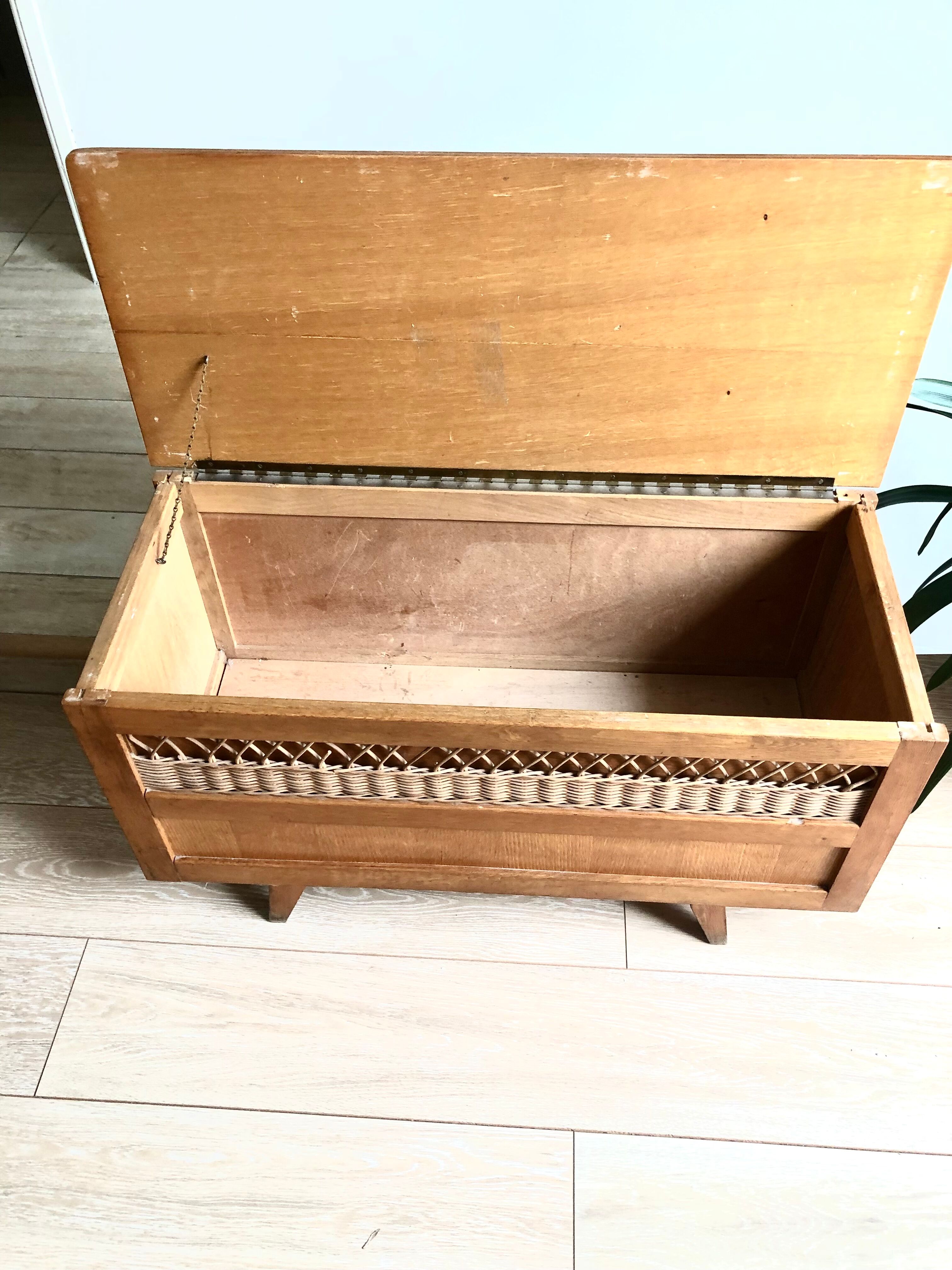 Coffre à jouet en bois et rotin