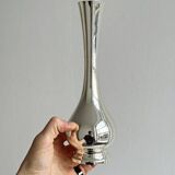 Lightweight metal single-stem vase