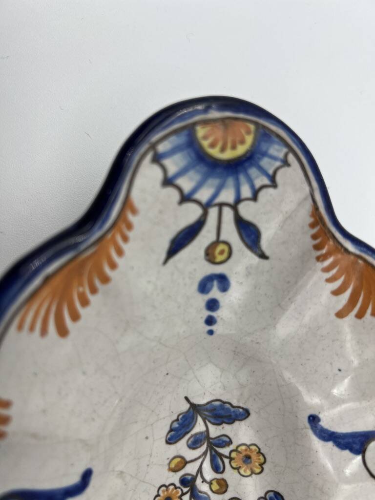 Nevers Montagnon earthenware bowl