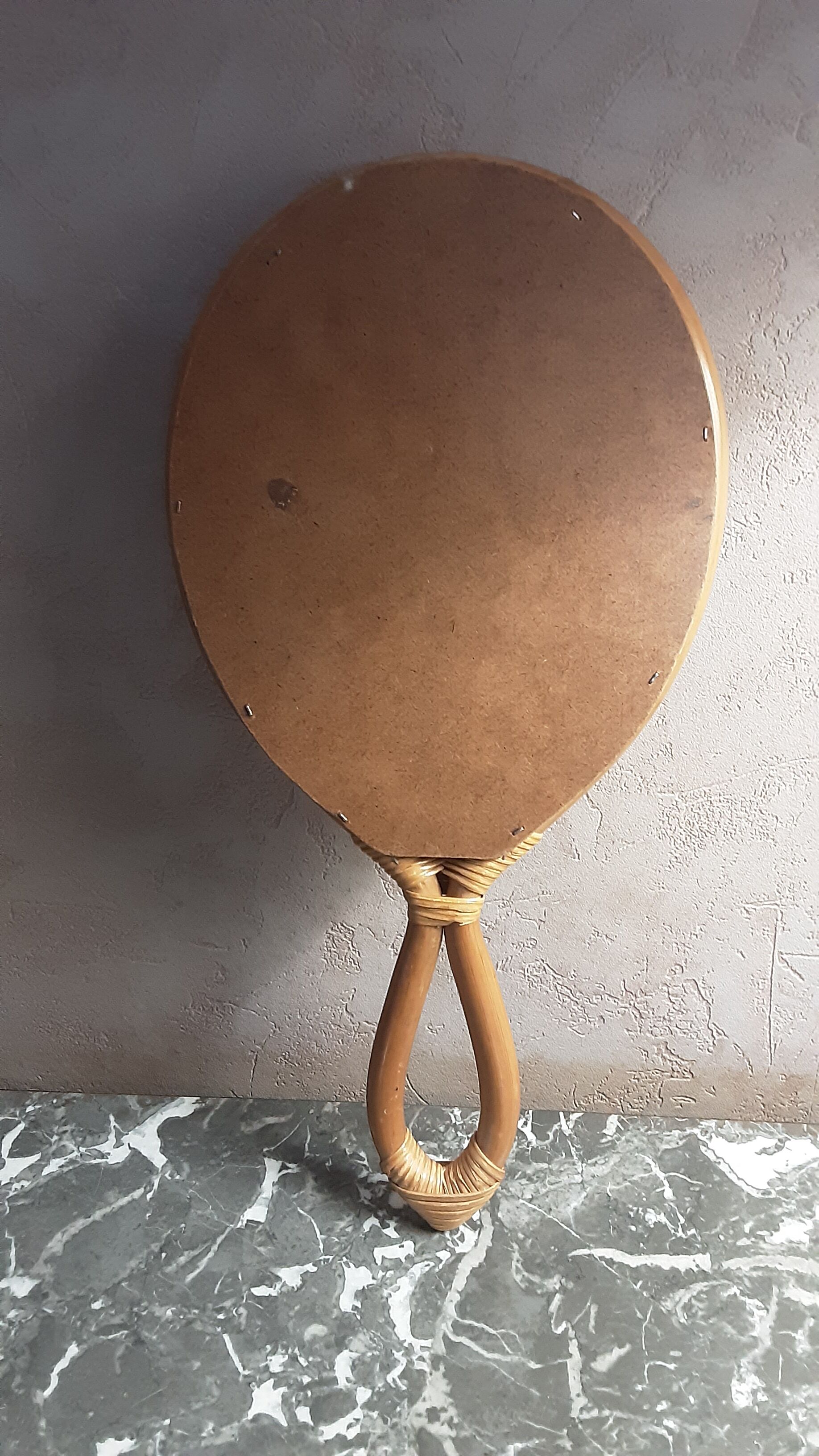 Hand-faced mirror - rattan - year 70