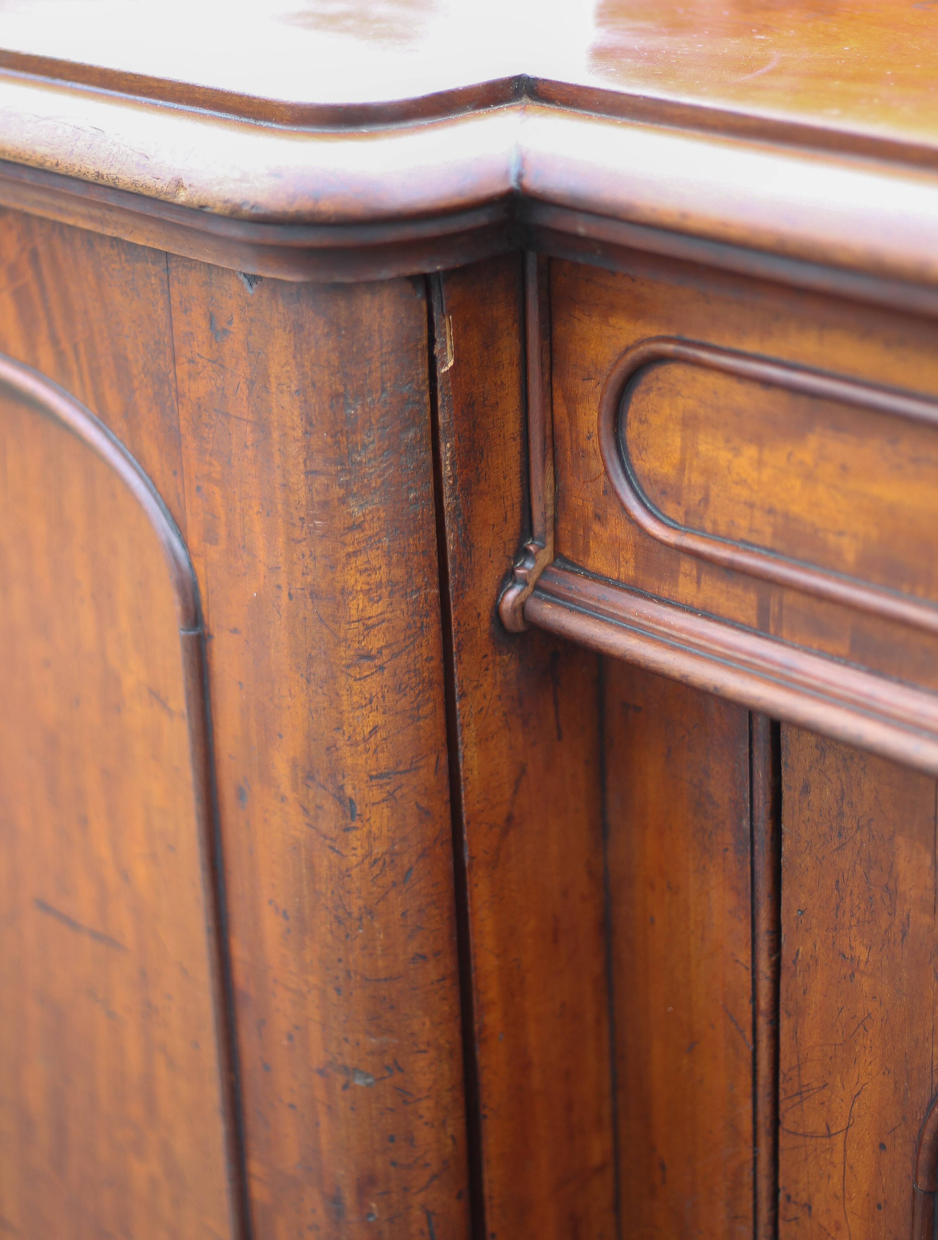 Antique mahogany furniture, English counter furniture, English servant, buffet furniture