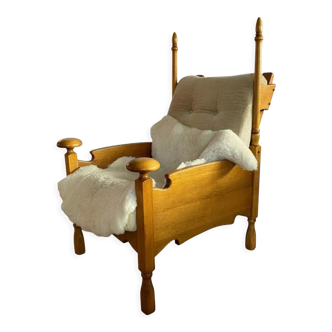 Castle lounge chair