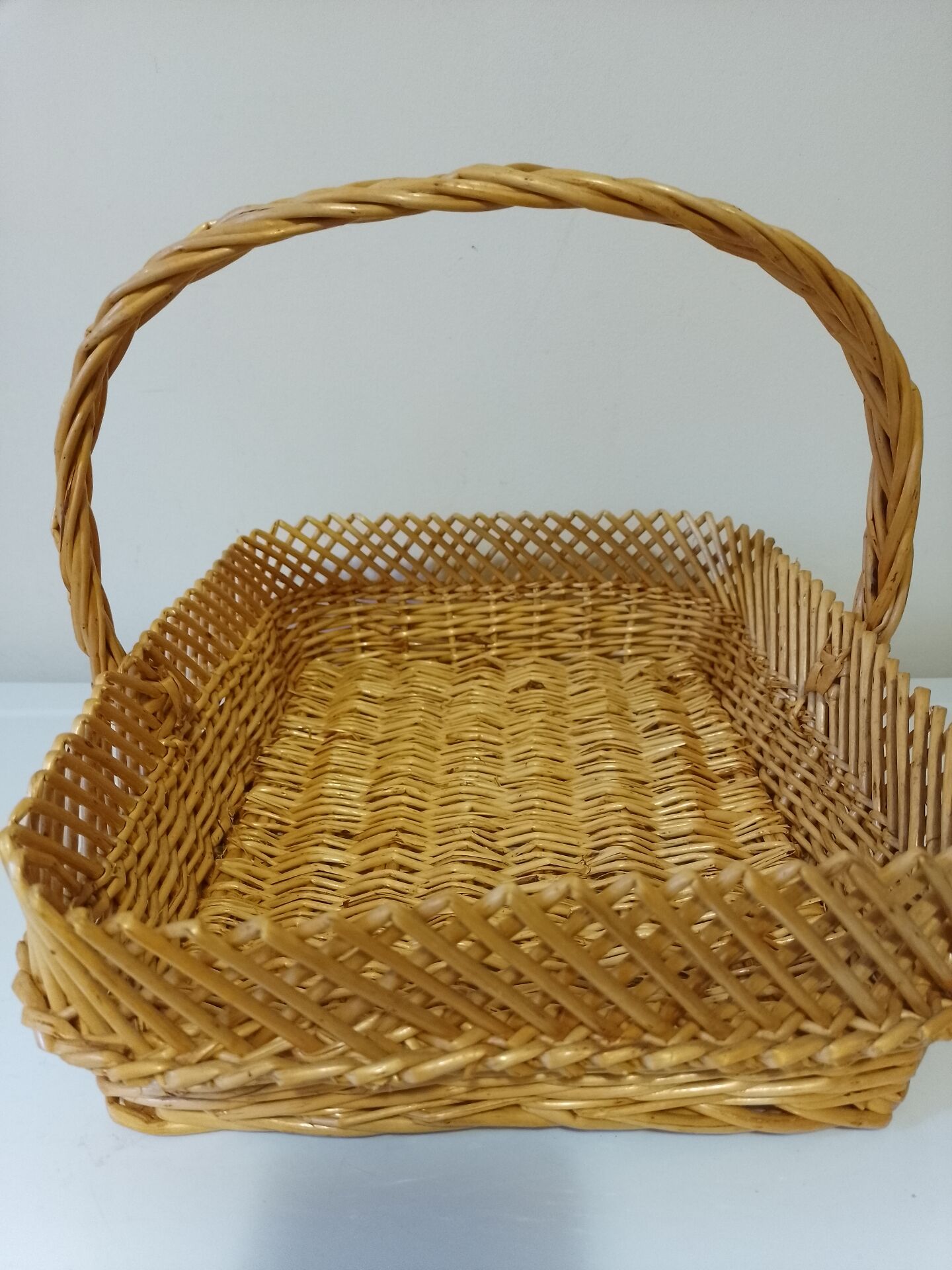 Panier à anse en osier