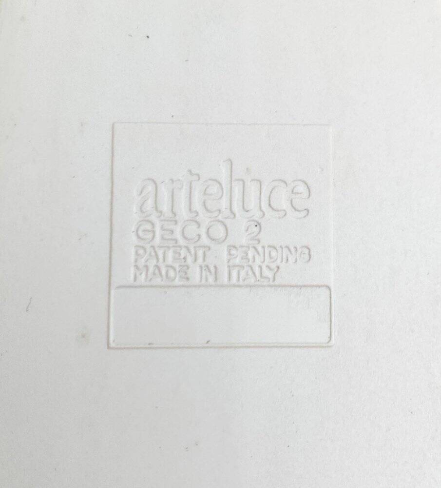 Geco wall light for indoor and outdoor use, postmodern Italian design by Luciano Pagani and Angelo Perversi for Arteluce, 1990s.