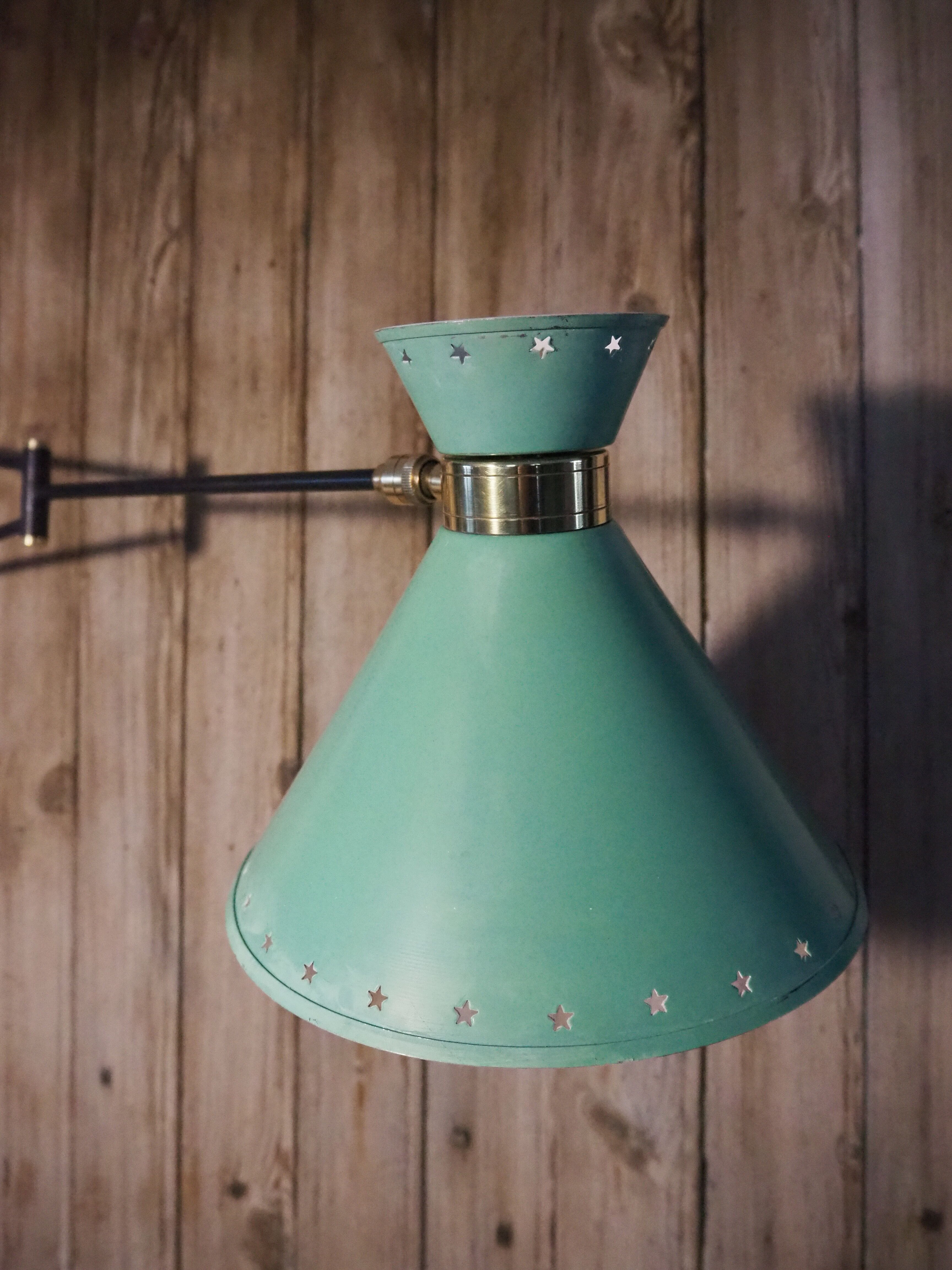 Lampe de potence murale articulée Diabolo du designer René Mathieu - verte