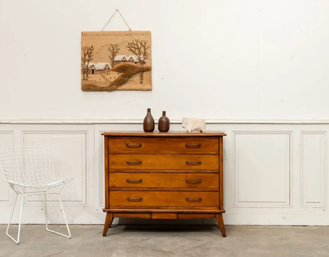 Vintage Scandinavian chest of drawers in solid oak, 1960s.