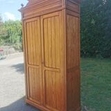 Vintage 2-door wardrobe