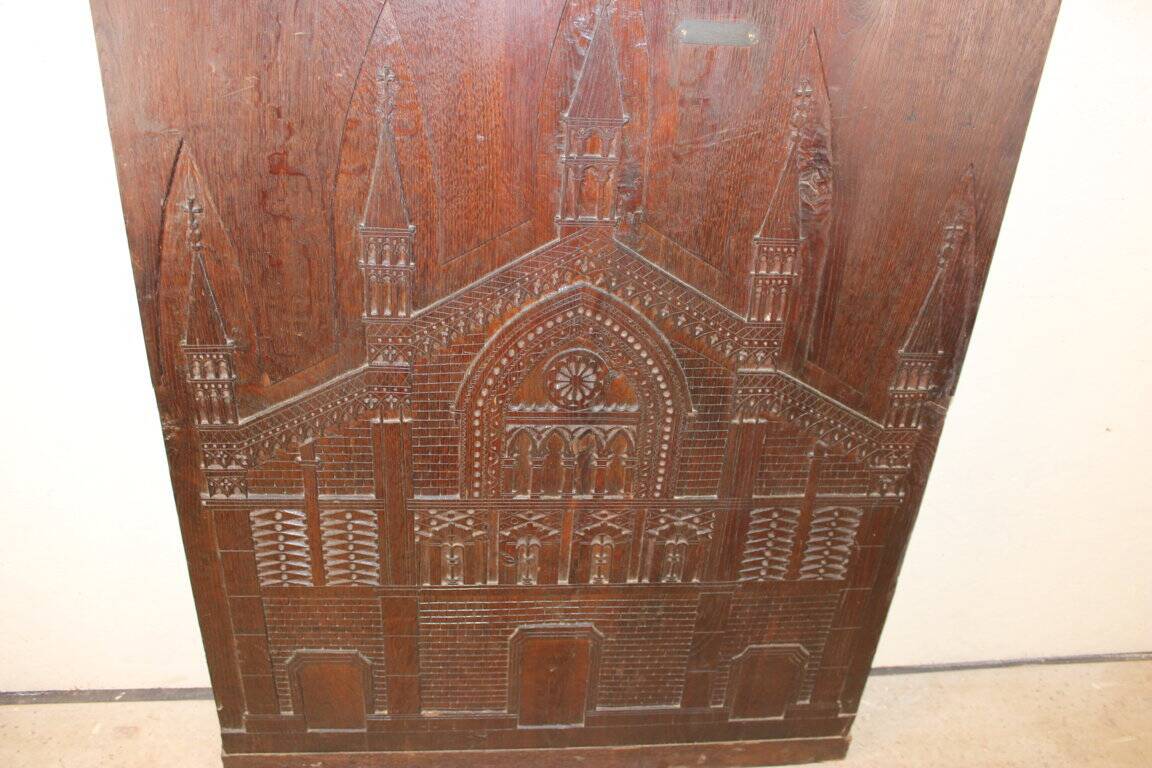 Large sculpted panel façade cathedral Pavia