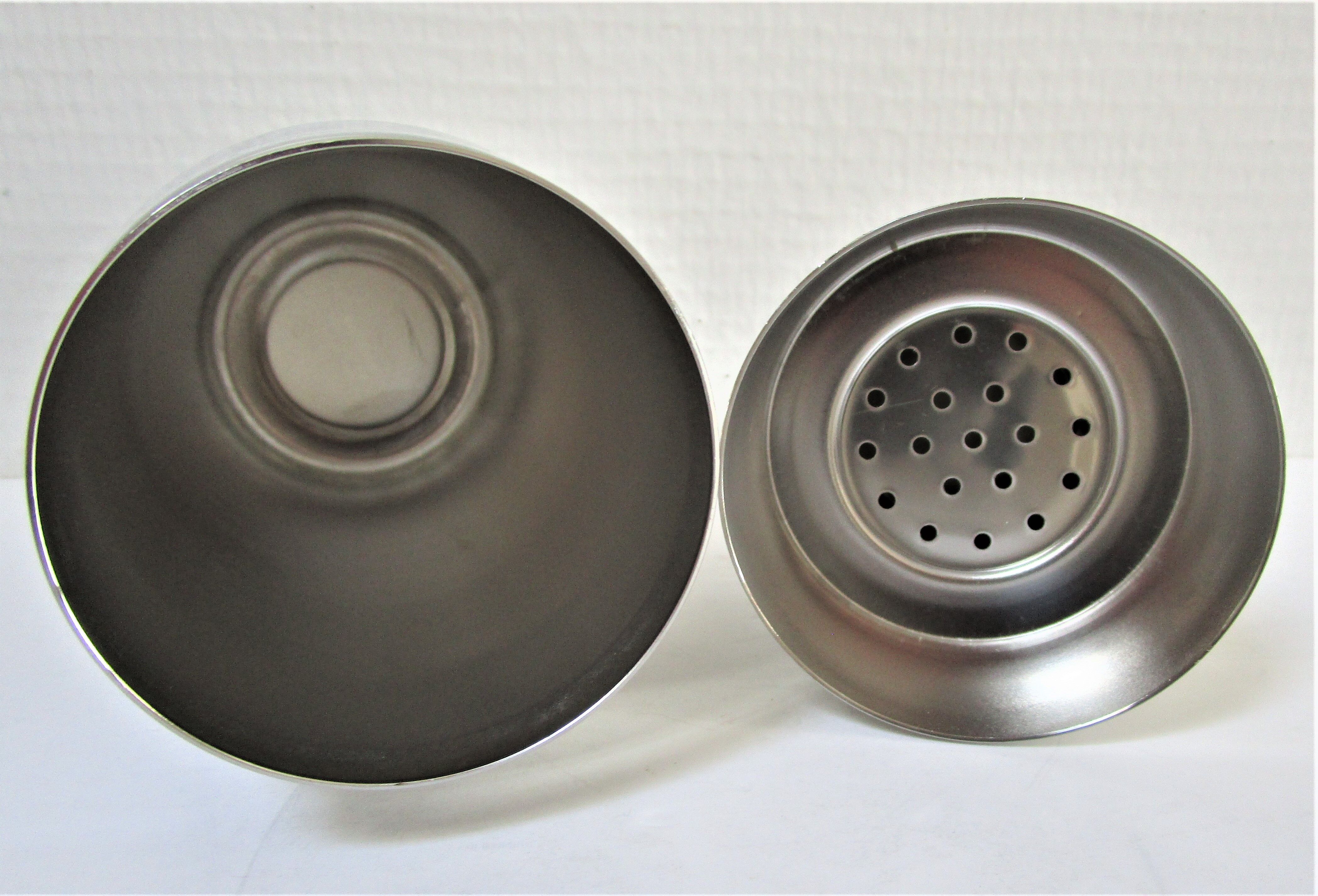 Alessi bar shaker design Mazzeri Massoni vintage stainless steel shiny