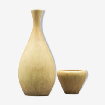 Vase et pot par Carl-Harry Stålhane