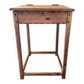 Teacher's desk