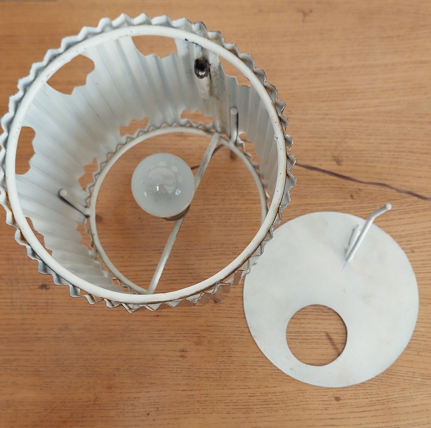 Java lamp Mathieu Mategot 1950