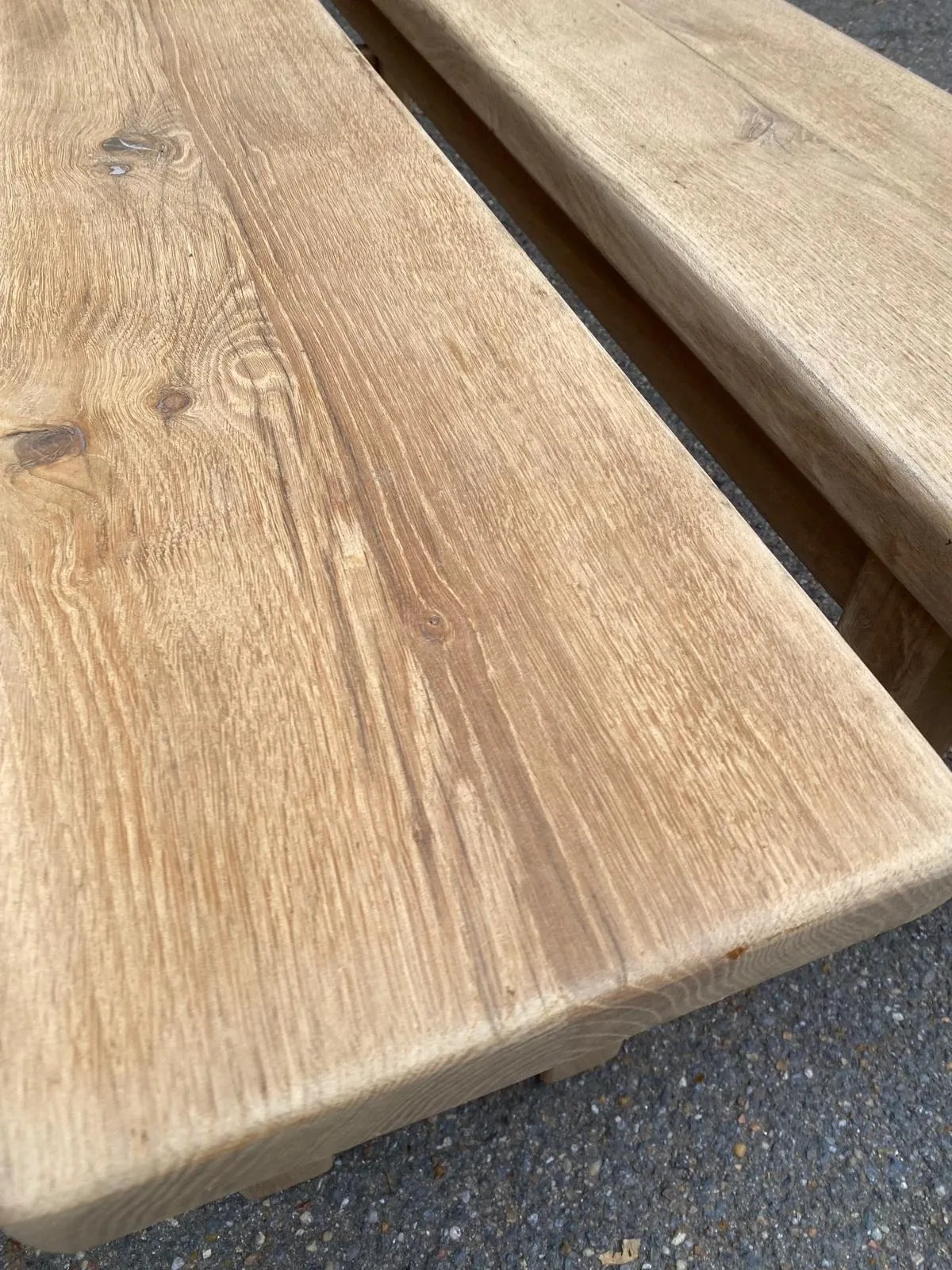 2 stripped farmhouse benches in solid oak, 1970, 175cm.