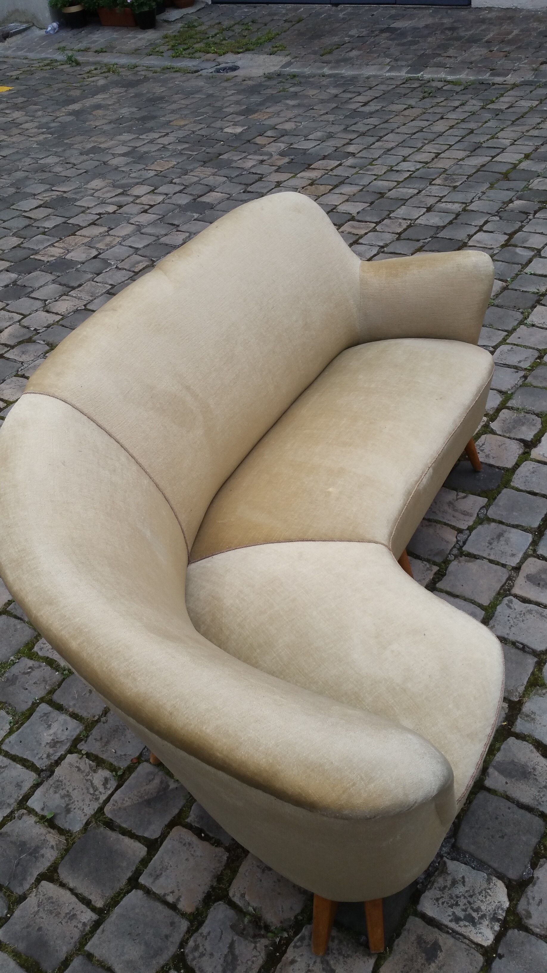 Asymmetric Organic 50s sculptural sofa