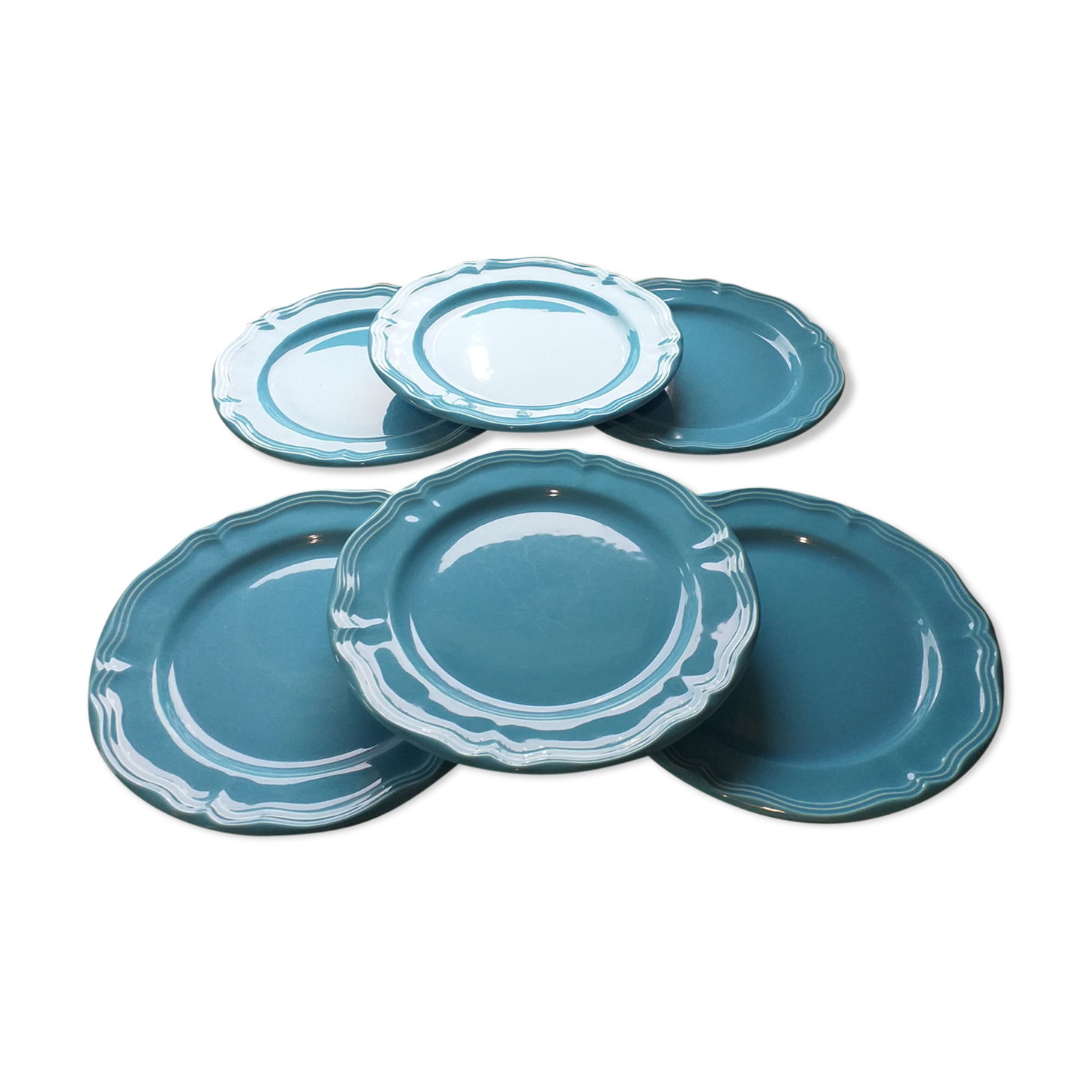 6 blue plates