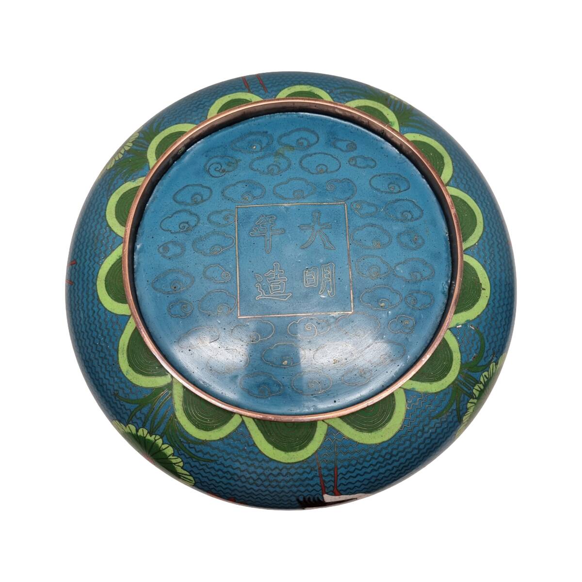 Unique cloisonné bowl from the early 20th century
