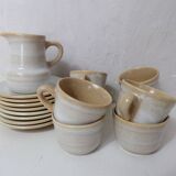 8 tasses en grès vintage