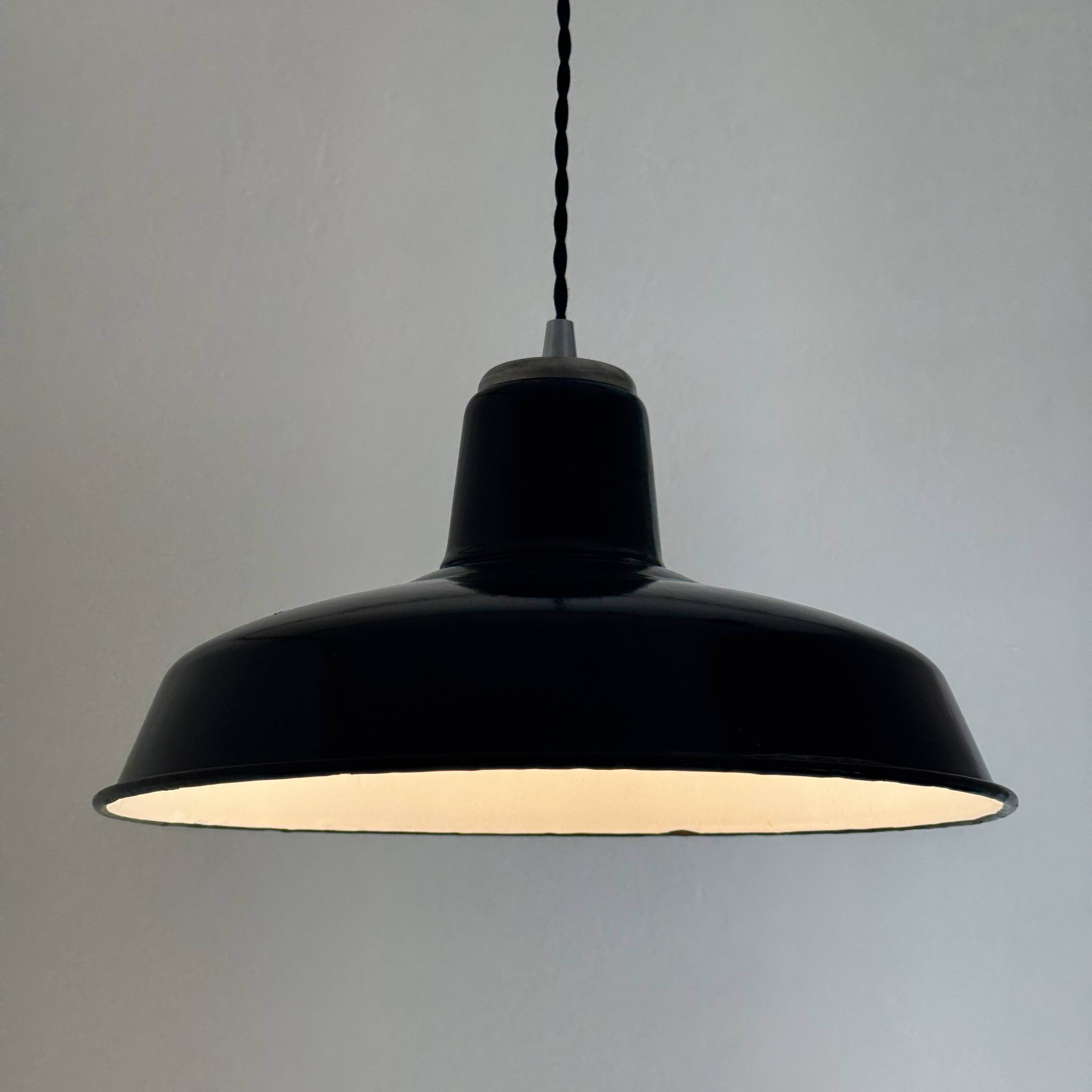 Pair of enamelled industrial workshop suspensions