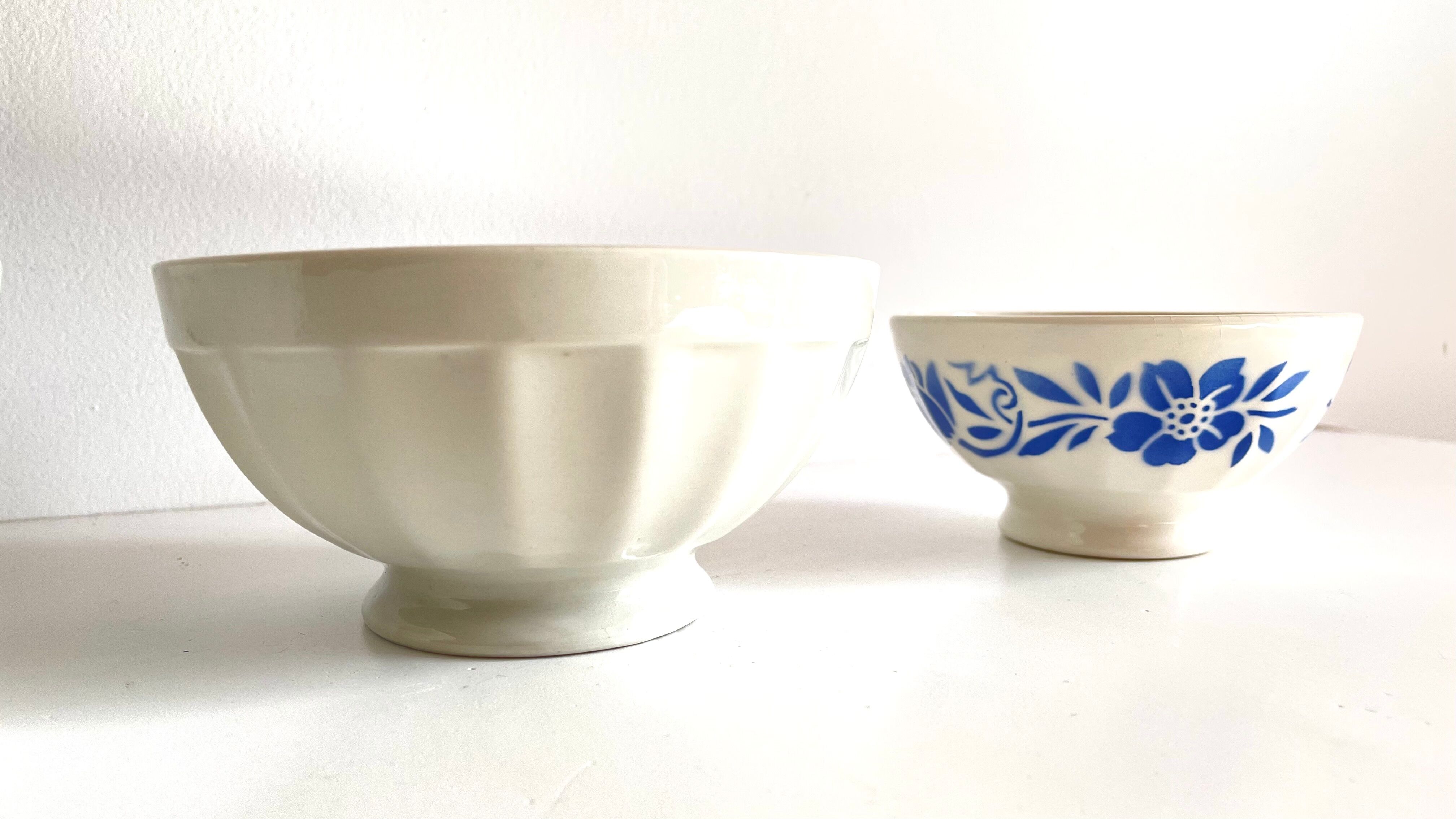 3 porcelain bowls of flowered limoges