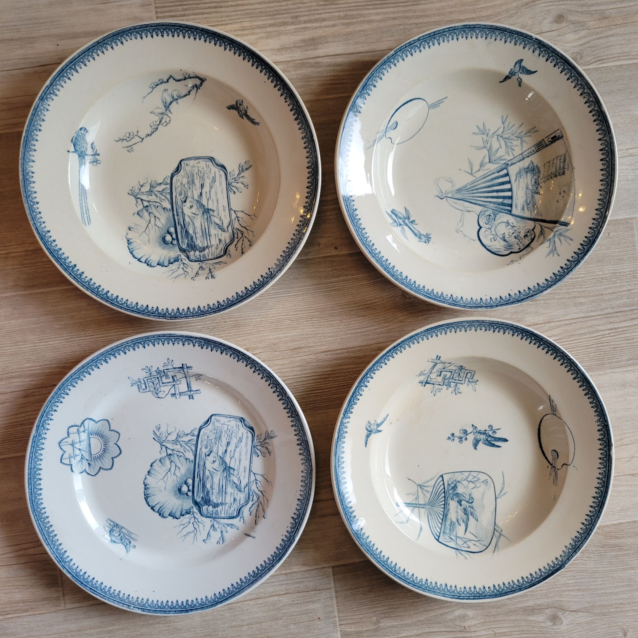 Assiettes A la ville de St Denis Paris nouveautés