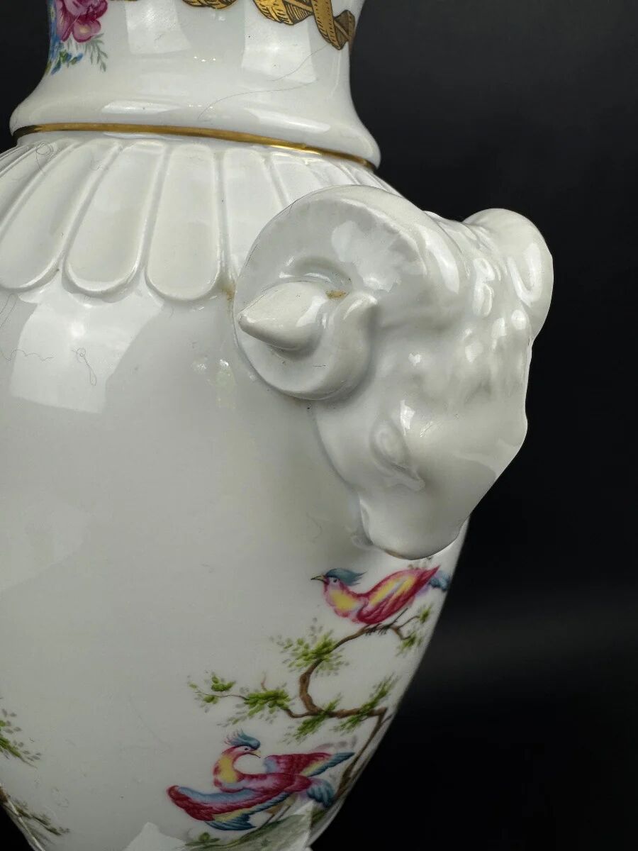Raynaud Limoges lamp base in porcelain, paradise birds