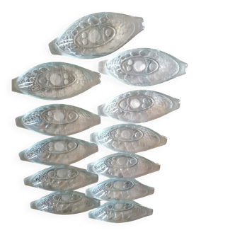 set of 12 vintage transparent glass banana split bowls