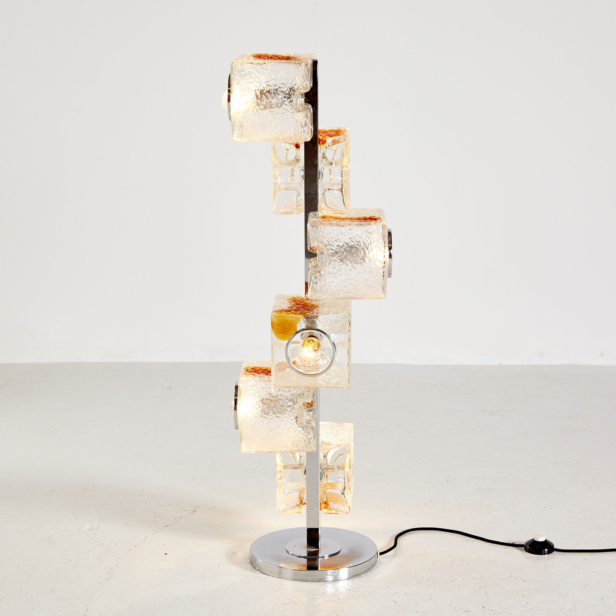 Glass cube floor lamp by Toni Zuccheri for Veart