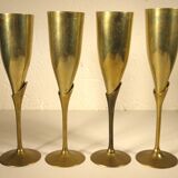 4 flûtes , coupes à champagne en laiton