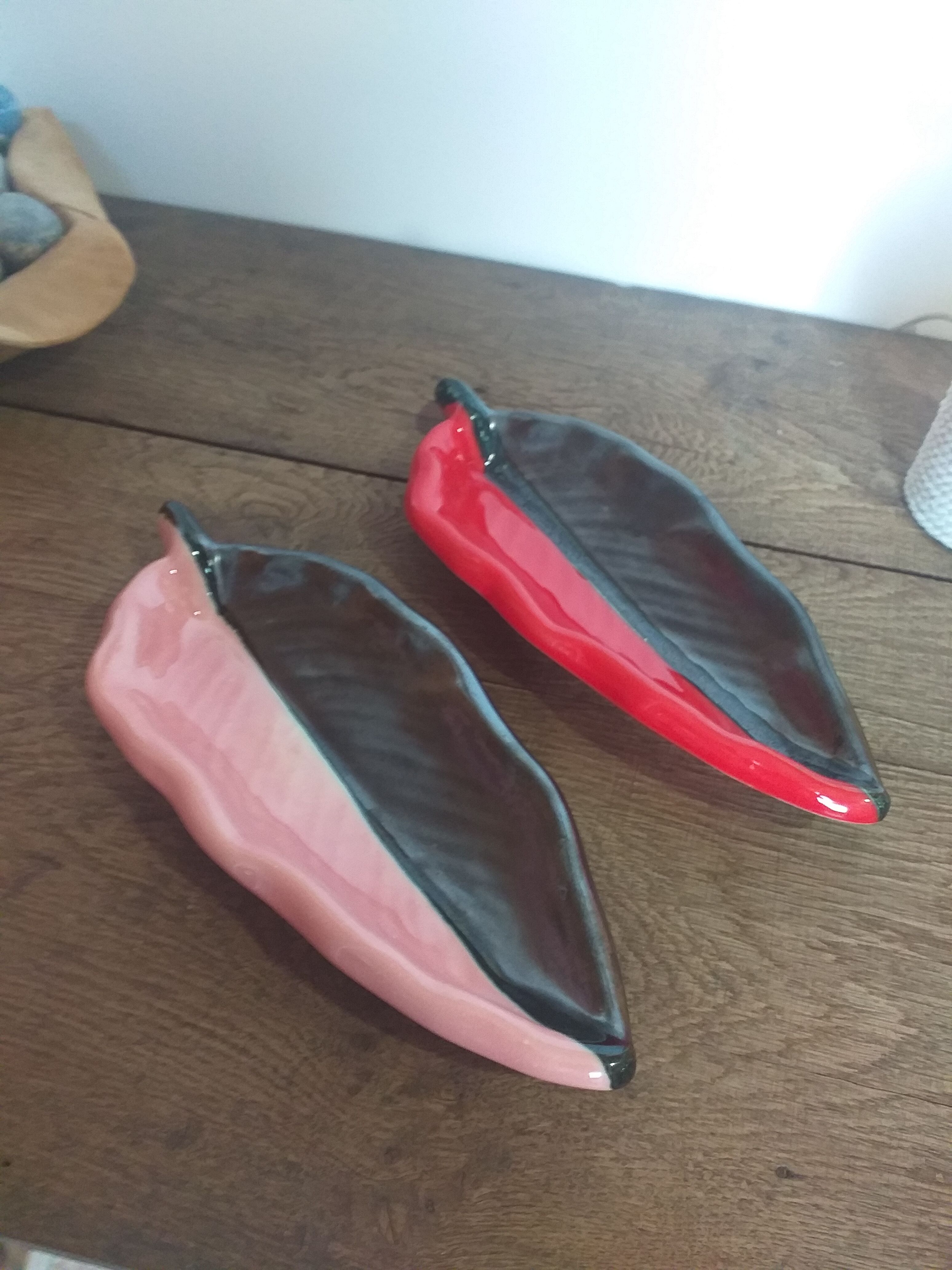 Vallauris porcelain cups