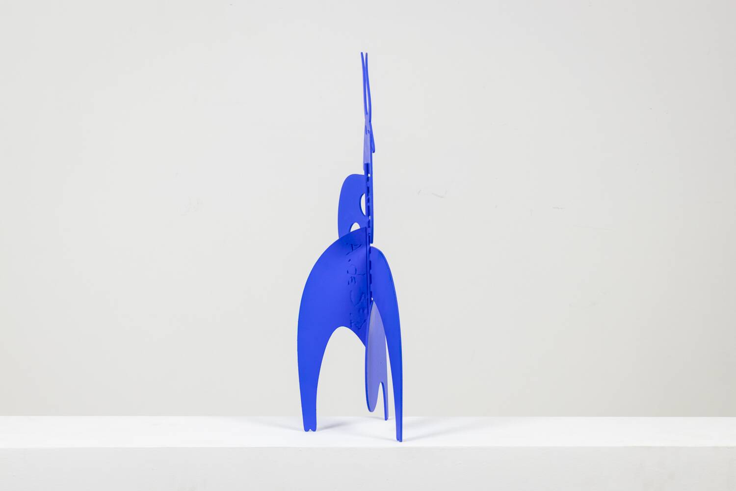 Antonine de Saint Pierre. Blue “Tauride” sculpture. Contemporary.
