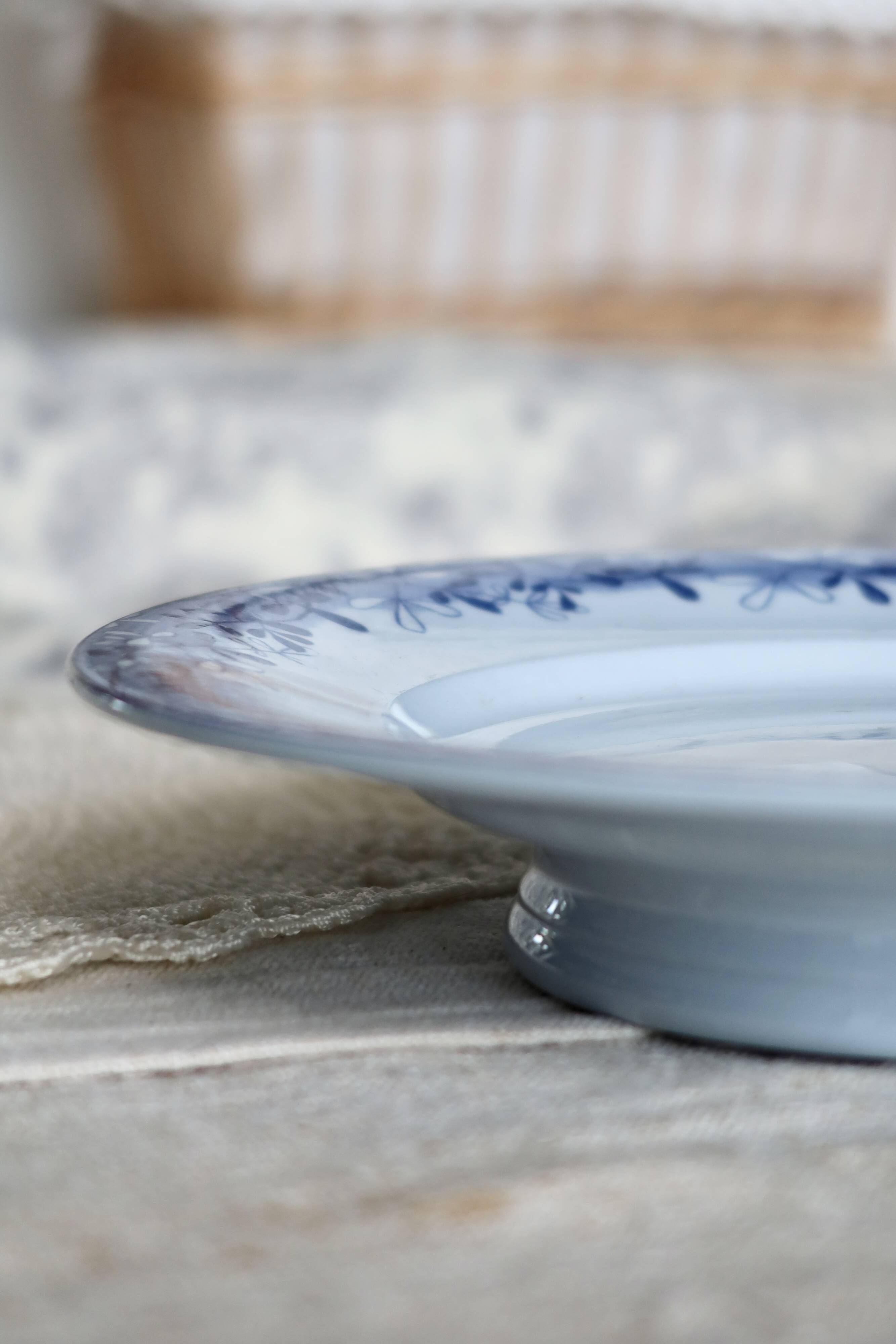 Compotier antique en faïence U&C Sarreguemines, modèle Mimosa