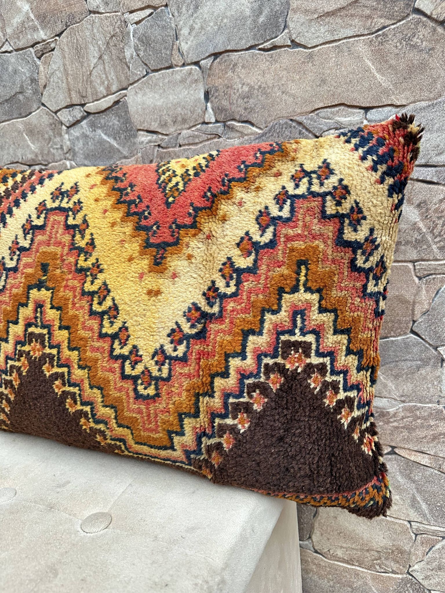 Housse de coussin Kilim berbère vintage : Coussin en laine marocaine