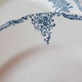 4 flat ironstone plates from St Amand