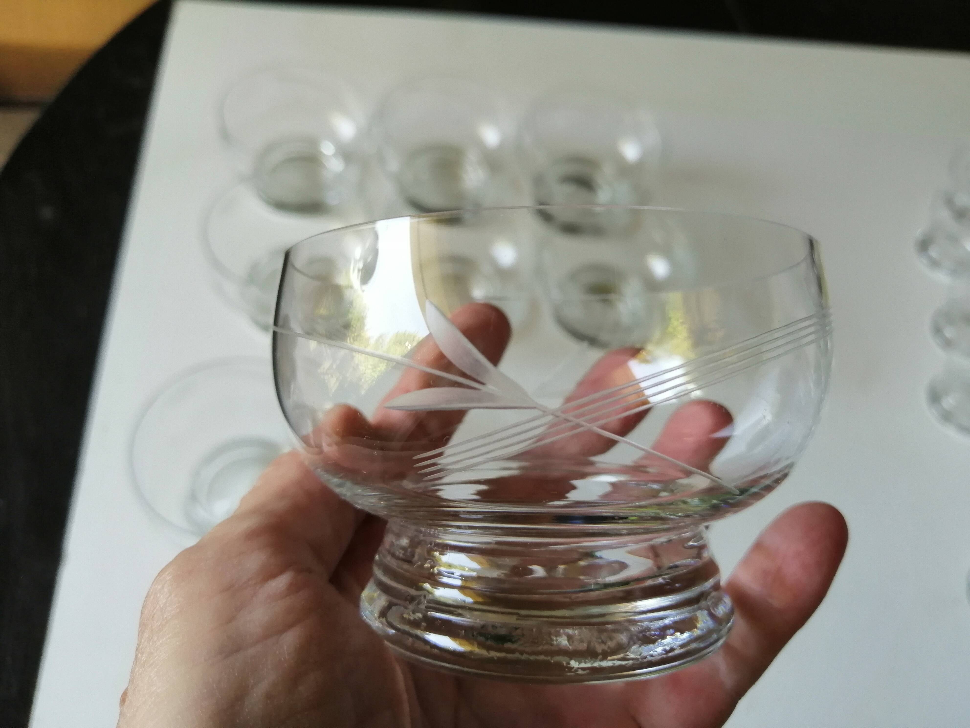 Série de 8 coupes à champagne 1950