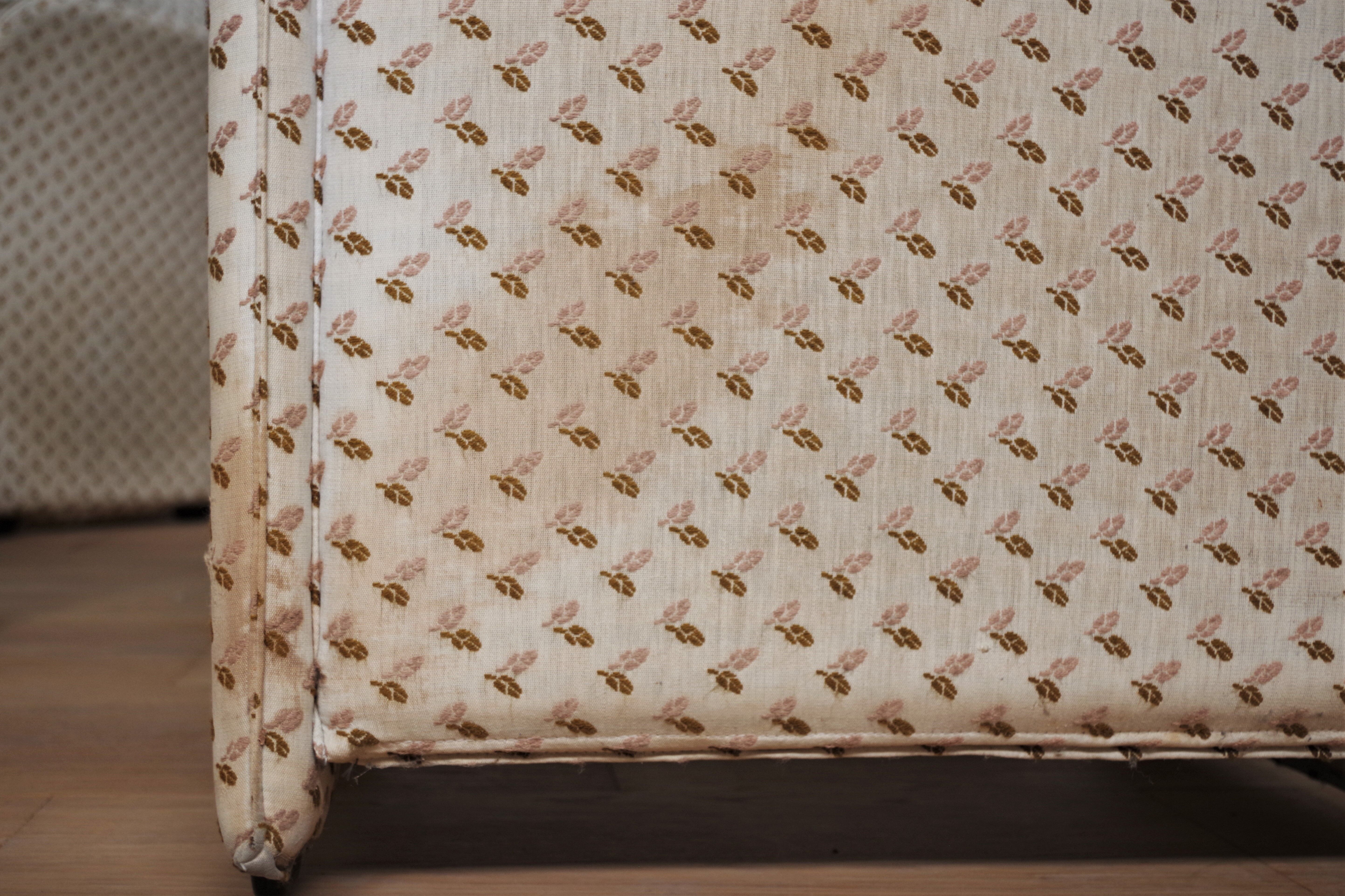 Armchairs and coffee table