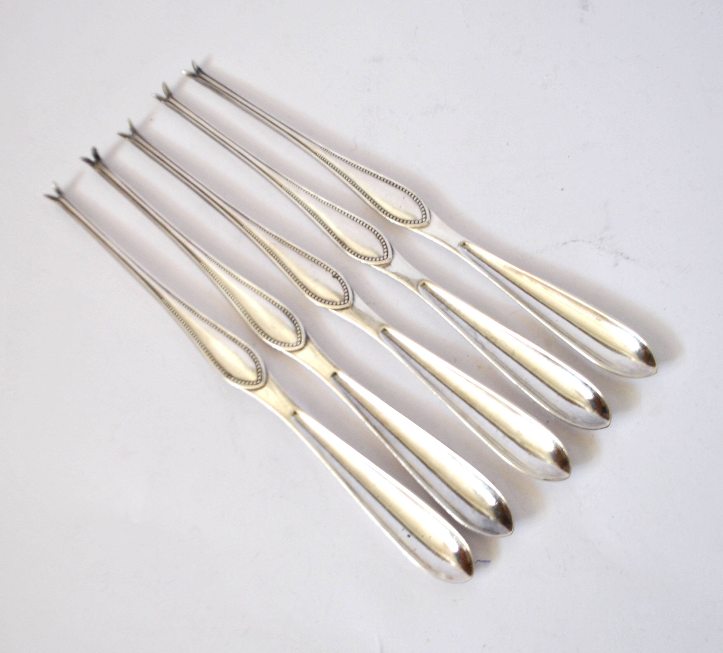 DEETJEN Set of 5 silver-plated lobster picks with pearl handle