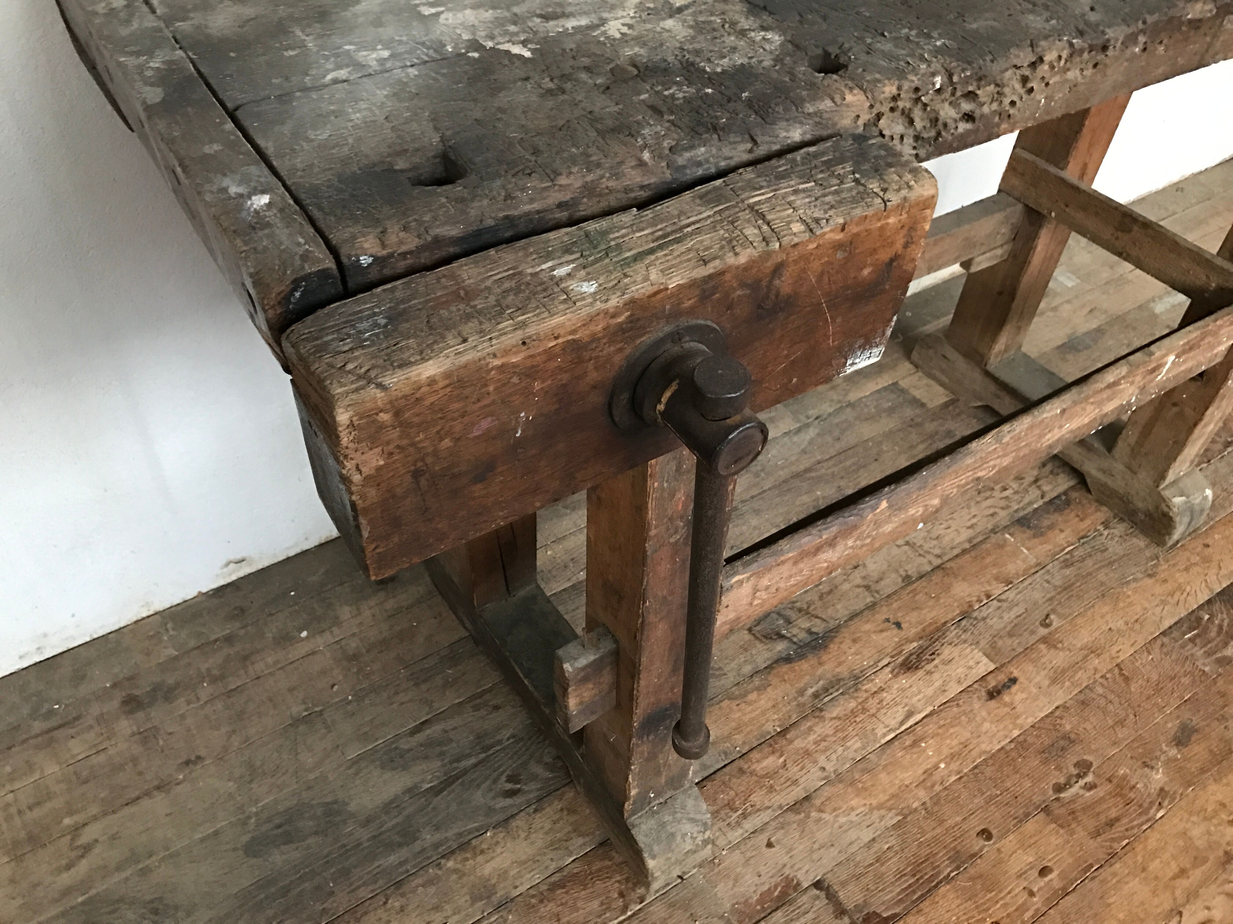 Carpenter Workbench raw wood end 1900