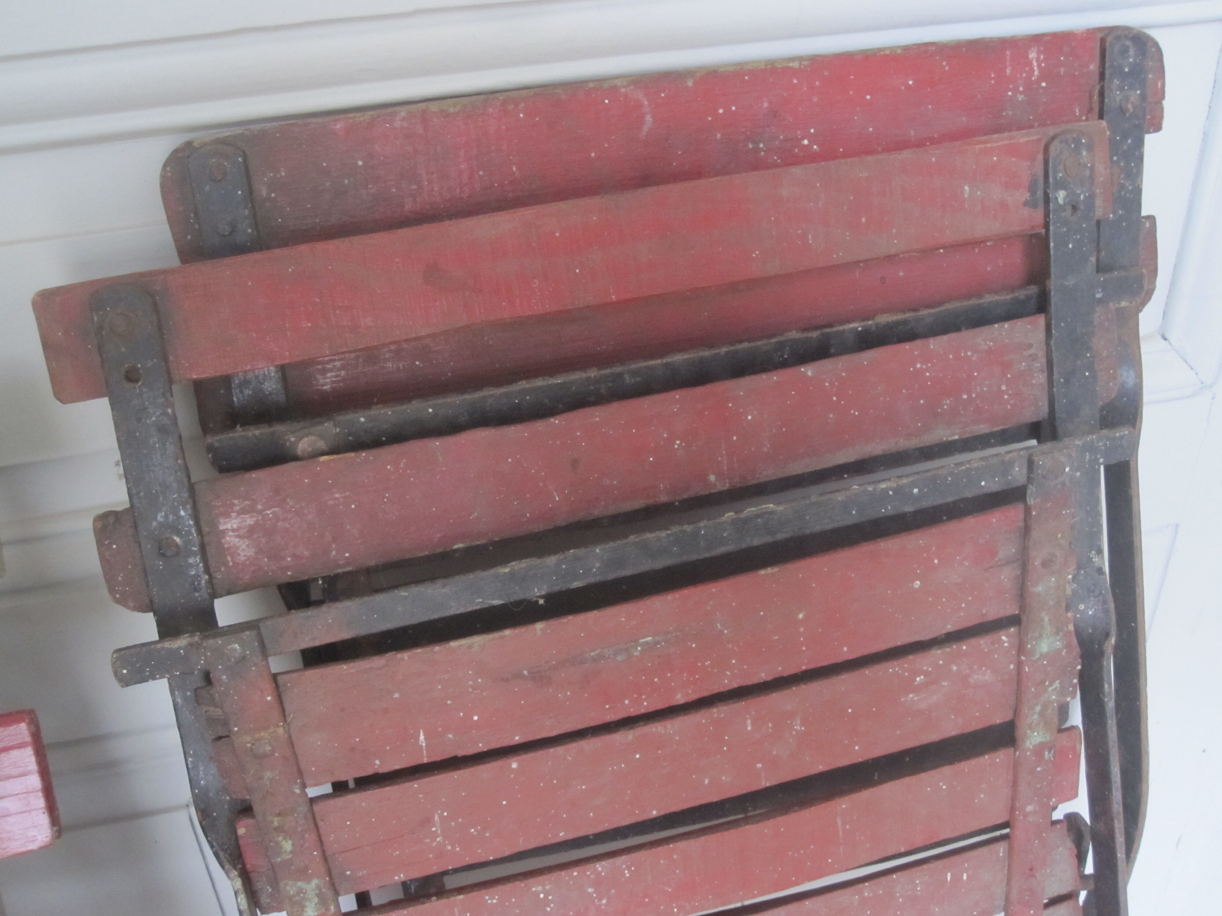 Folding garden furniture