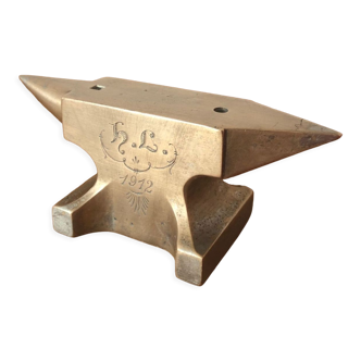 Jeweler's anvil from 1912
