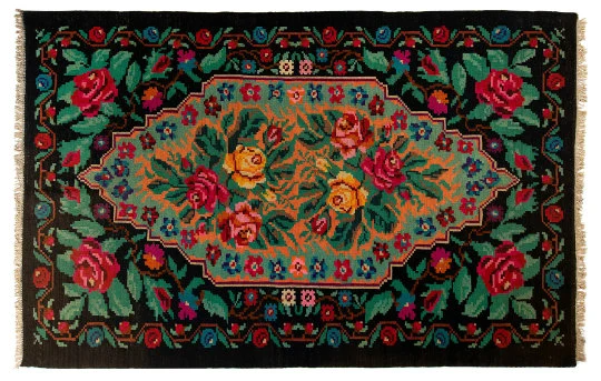 Vintage/handmade floral rug from 1970s, ukraine(moldova)