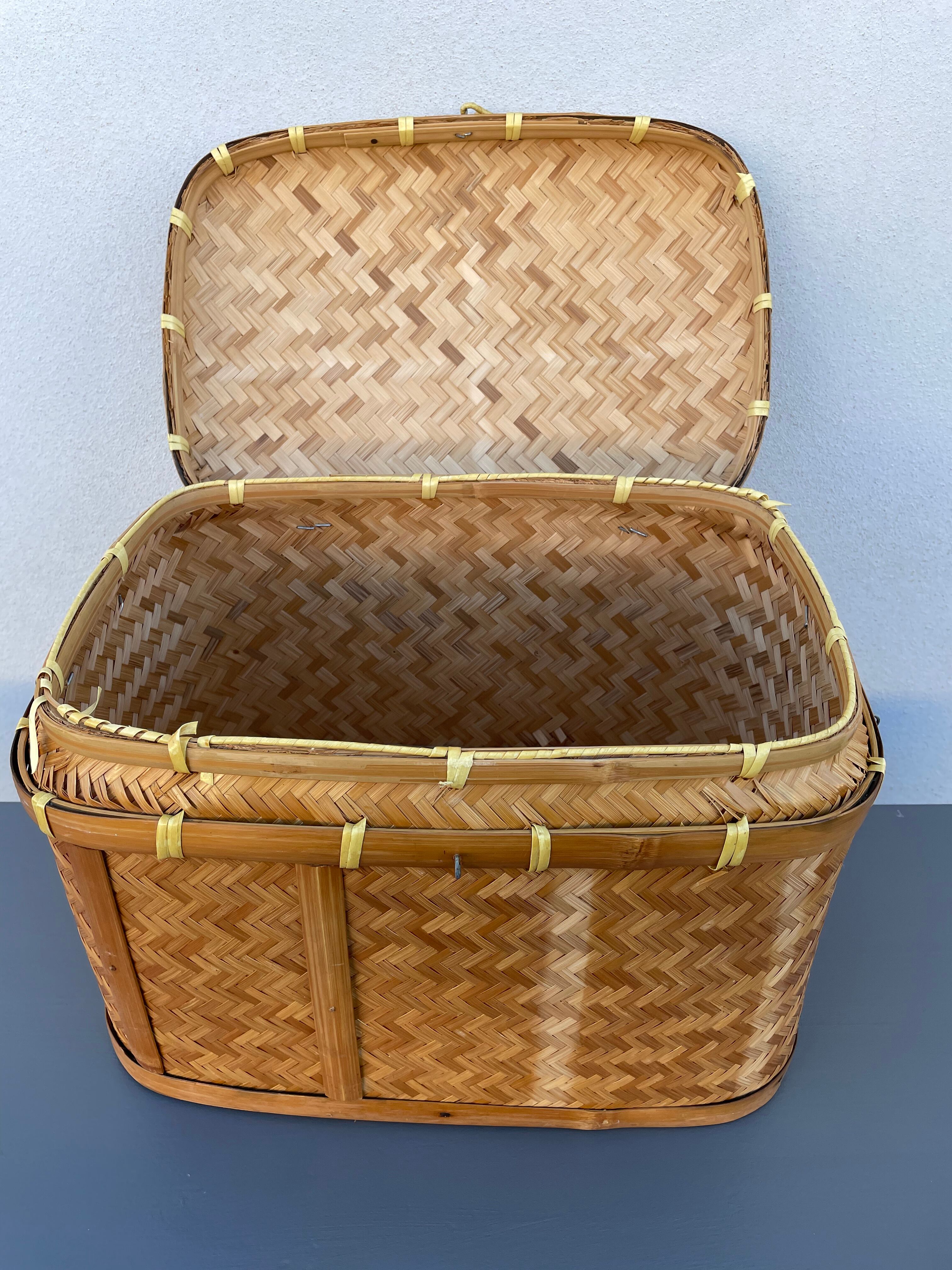 Woven rattan trunk