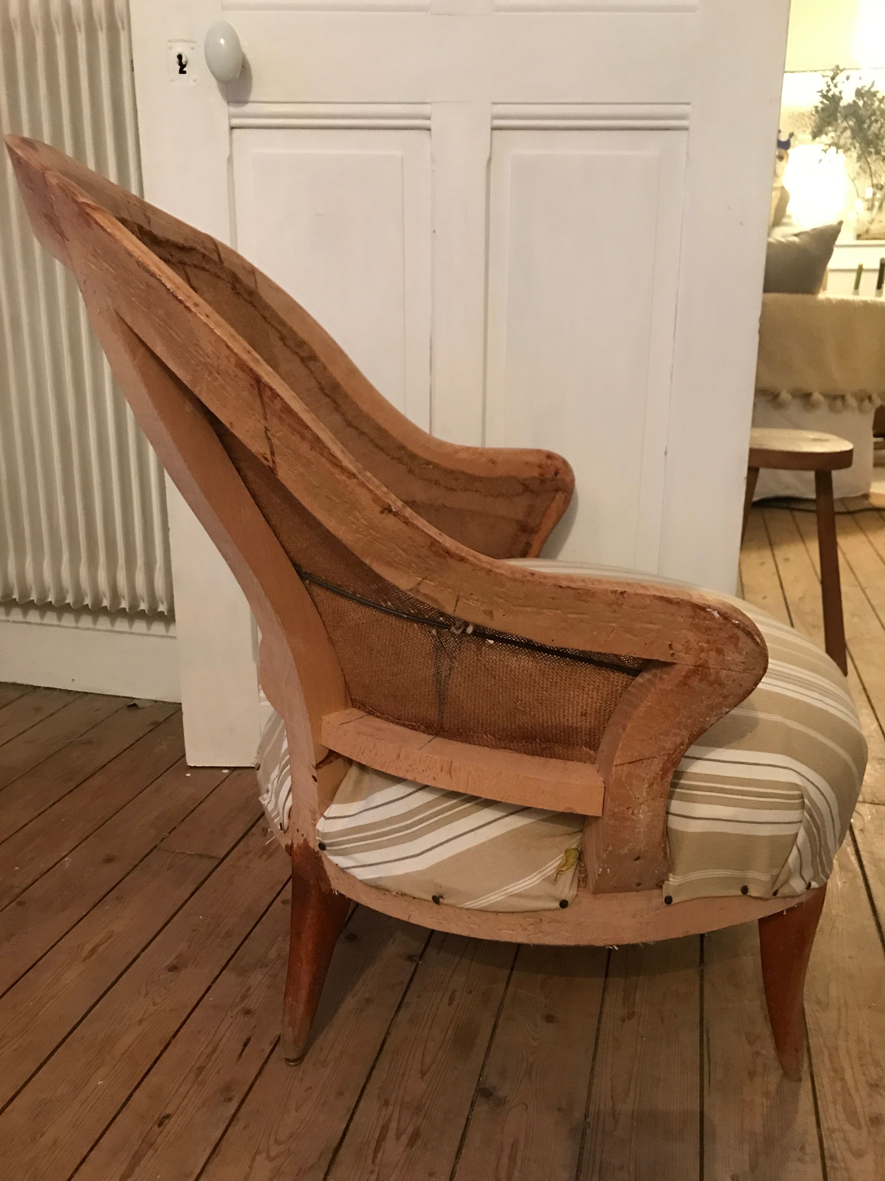 Revisited toad armchair